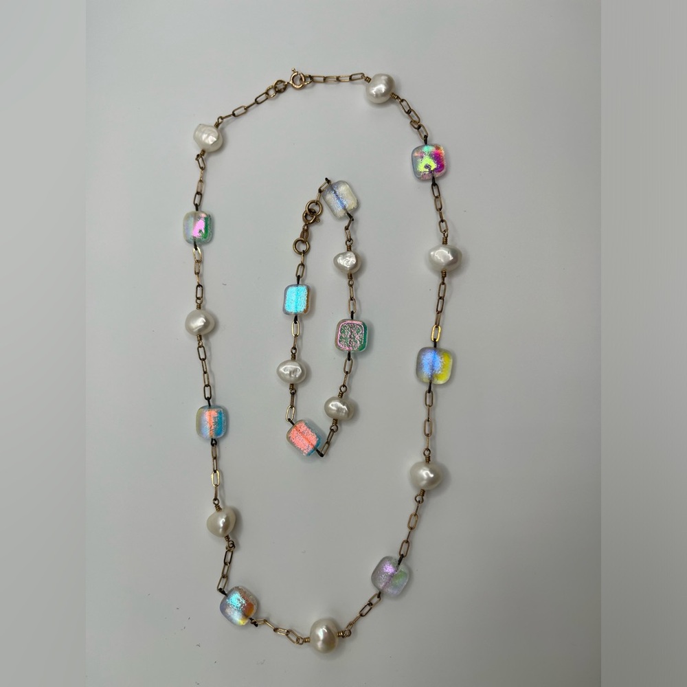 10kt gold set with real pearls and glass beads